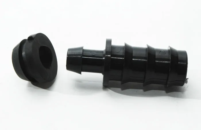 Conector inicial con aro de goma bilabiado